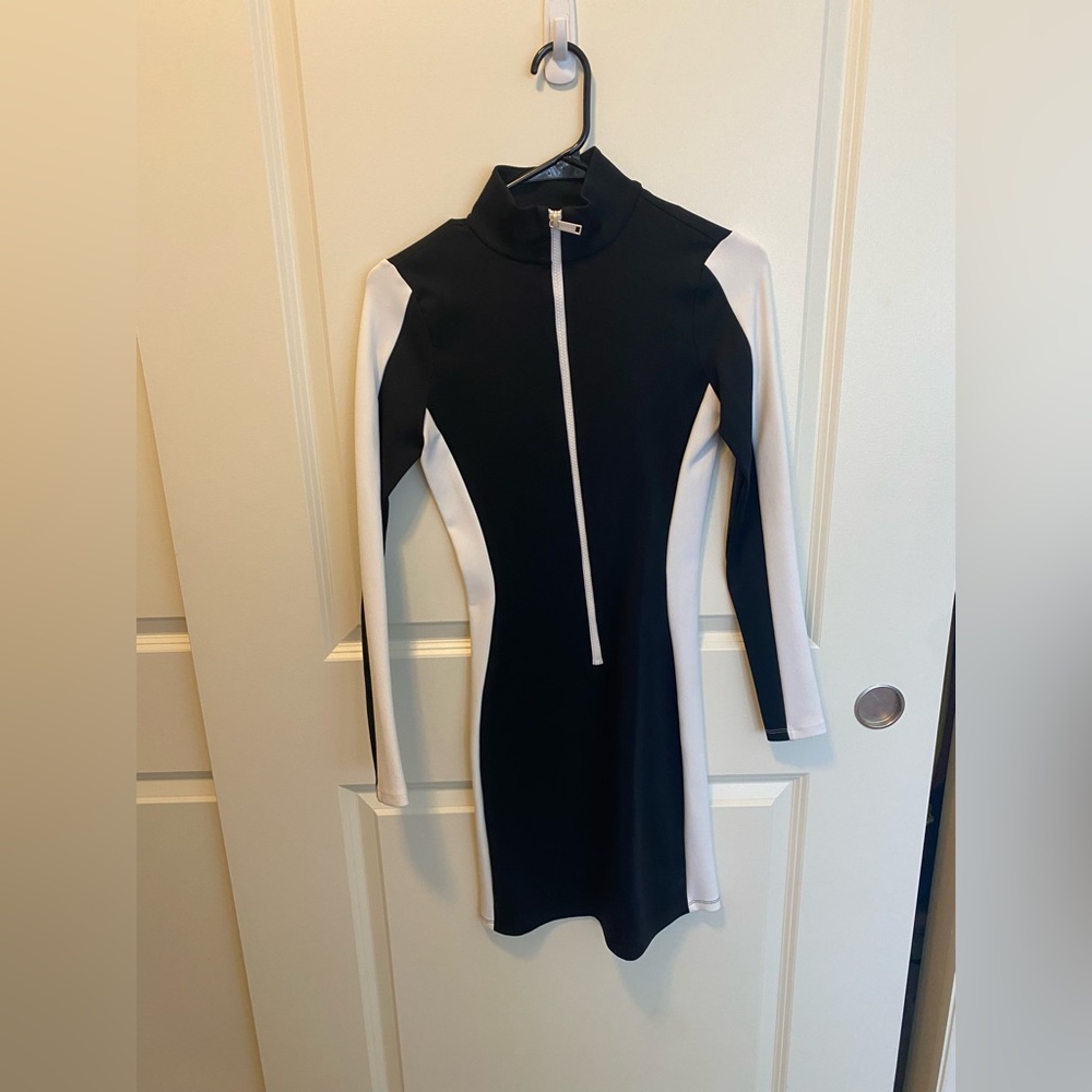 Michael Kors slim fitting, zip up long sleeve dress